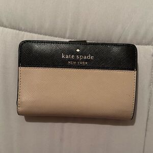 Rare Style - Kate Spade ♠️  Color Block Warm Beige Wallet